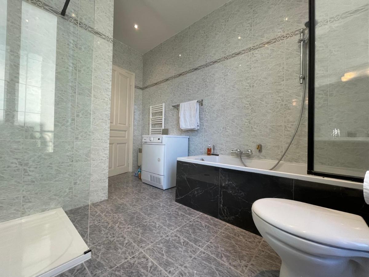 Spacious 3 Bedroom Flat Nice Center - Magnificent View-Parking Екстер'єр фото